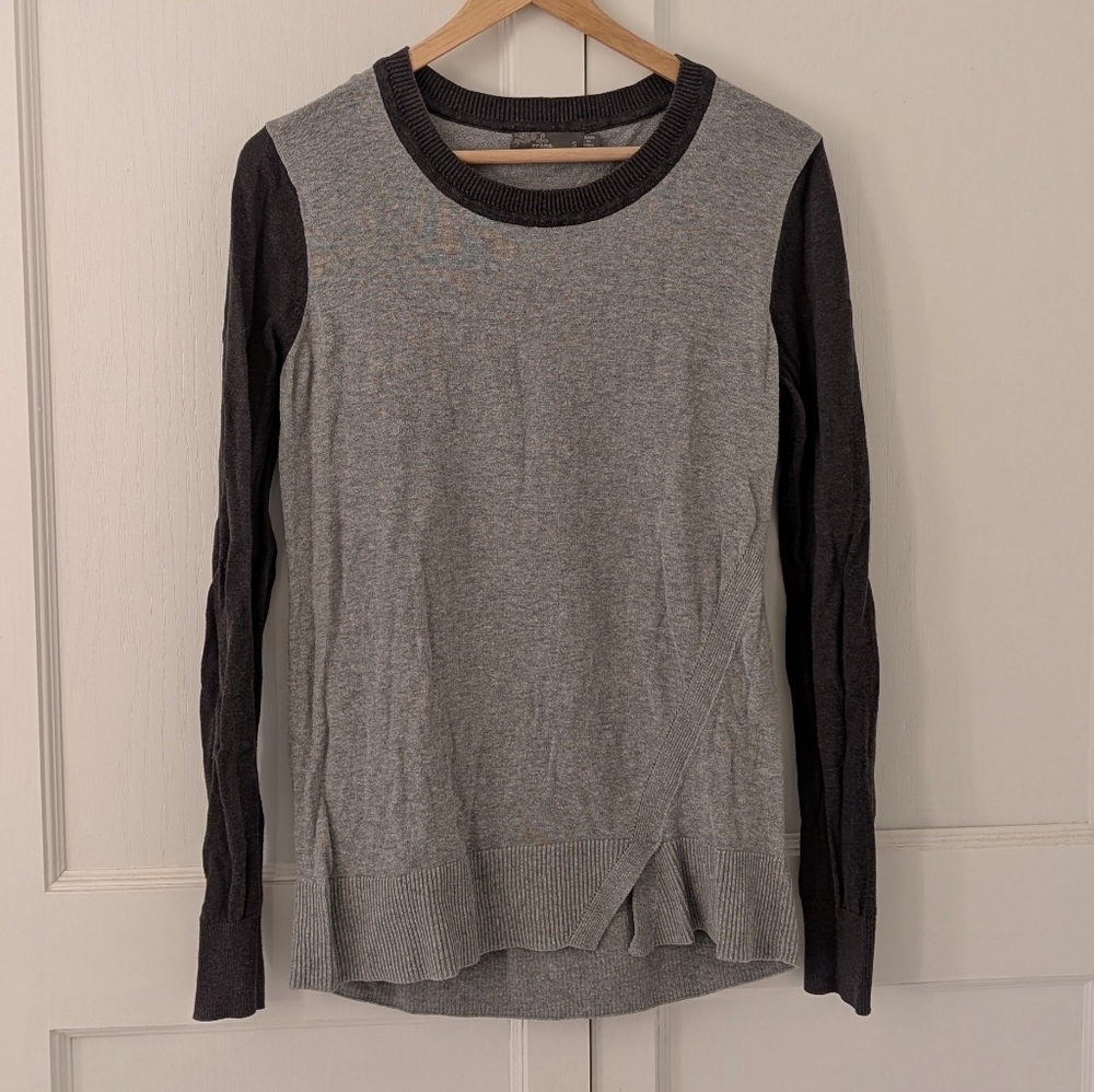 Prana Two-Tone Gray and Black Sweater Sz Small